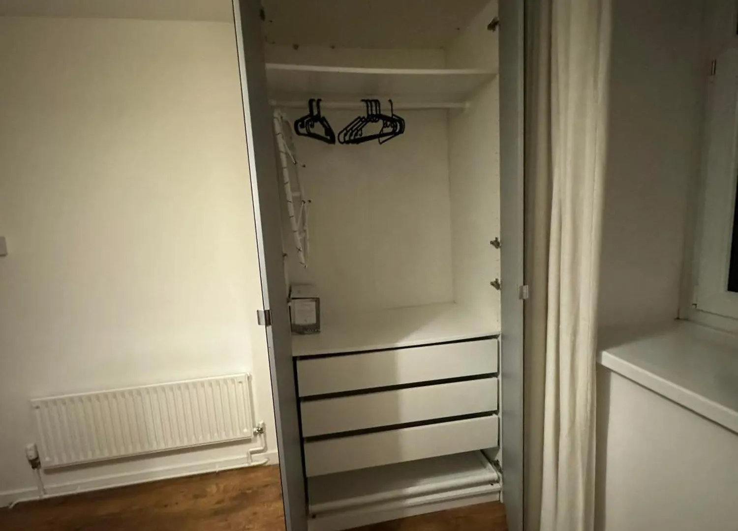 Tranquil Top-Floor Family Haven! Apartment Cardiff United Kingdom