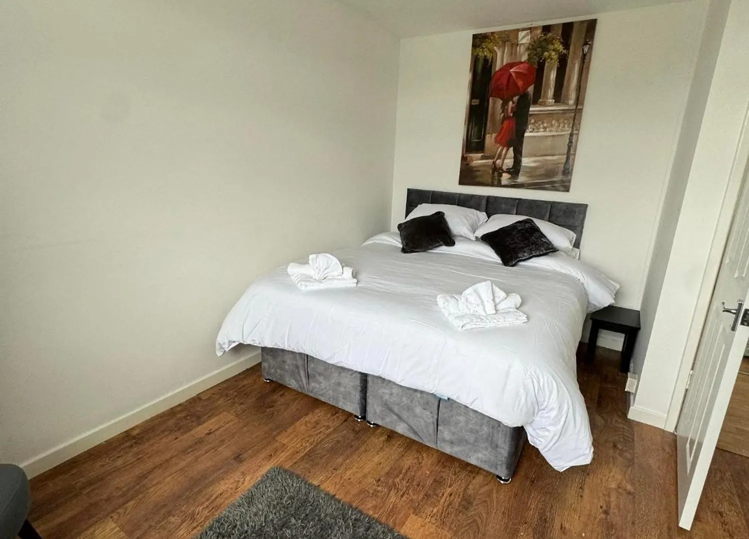 Tranquil Top-Floor Family Haven! Apartment Cardiff